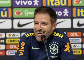 Ramon Menezes diz esperar Brasil vitorioso diante da Guiné