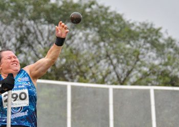 Arremesso de peso: Beth Gomes bate recorde mundial pela 2ª vez no ano
