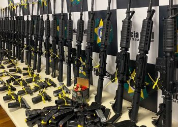 Número de fuzis apreendidos no Rio dobra em relação ao ano passado