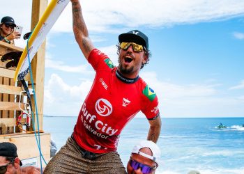 Surfe: Filipe Toledo vence etapa de El Salvador do Circuito Mundial