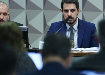 Atos de 12 e 24 de dezembro estão conectados, diz delegado à CPMI
