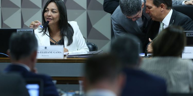 CPMI do golpe aprova plano de trabalho de relatora