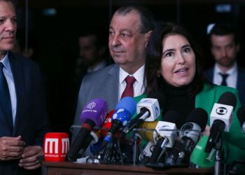 Relator do Senado retira Fundeb do novo marco fiscal