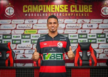 Campinense acerta contratação do experiente volante Memo