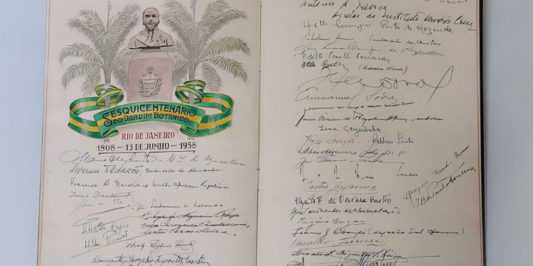 Mostra no Jardim Botânico do Rio reúne livros e documentos raros