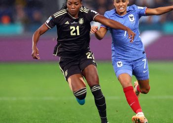 Jamaica segura empate sem gols com a França no Grupo F da Copa