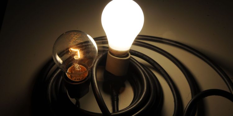 Aneel mantém bandeira tarifária verde para julho