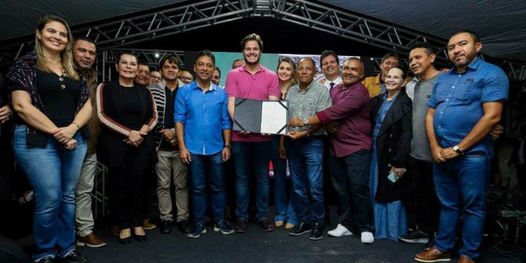 Bruno autoriza início da 2ª etapa do Canal de Bodocongó e marca o início do maior programa de obras de Campina Grande Bruno autoriza início da 2ª etapa do Canal de Bodocongó e marca o início do maior programa de obras de Campina Grande