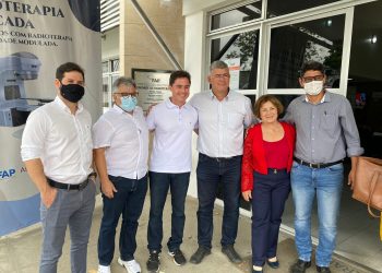 Emendas de Veneziano e Nilda Gondim possibilitam aquisição de microscópio cirúrgico de alta tecnologia para a FAP