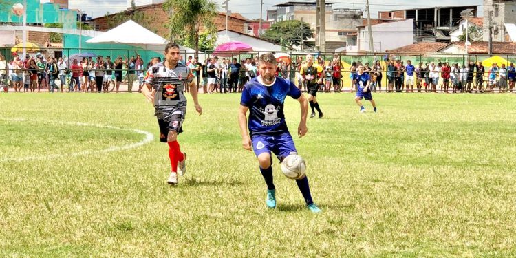 Milan vence Cruzeiro na abertura da Copa Campina Grande de Futebol Amador