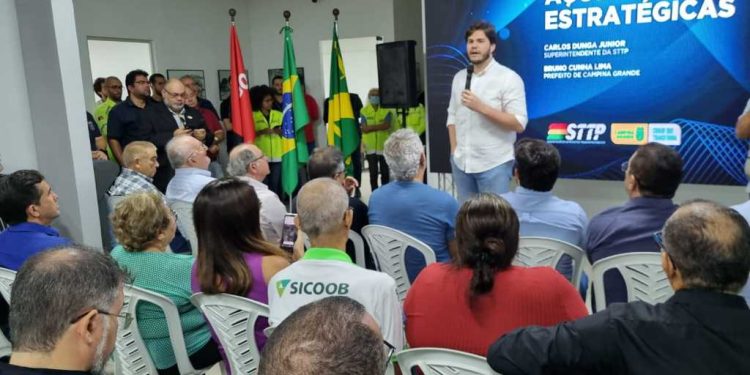 Prefeito Bruno Cunha Lima inaugura nova sede da STTP