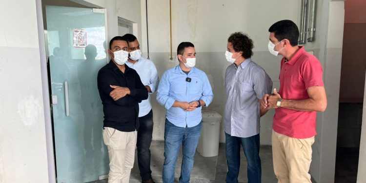 Durante inspeção às obras do ISEA, secretário destaca importância da atuação de Veneziano: “Ficará na história do instituto”