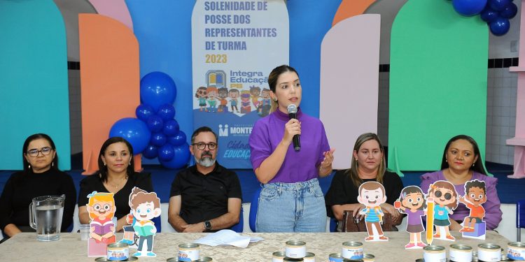 Prefeita Anna Lorena participa de cerimônias para estudantes e escolas da Rede Municipal de Ensino