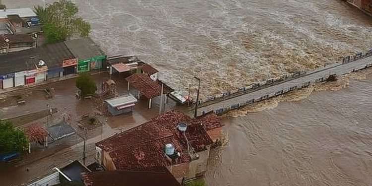Alagoas ainda tem mais de 7 mil desabrigados e desalojados pela chuva Alagoas ainda tem mais de 7 mil desabrigados e desalojados pela chuva