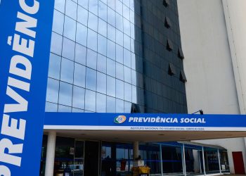 Governo retoma bônus de produtividade para reduzir fila do INSS