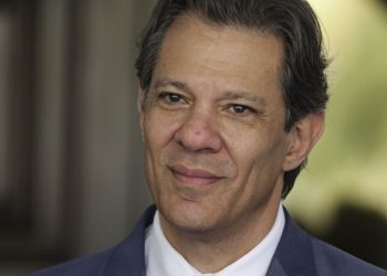 Haddad defende que desoneração da folha seja discutida junto com IR
