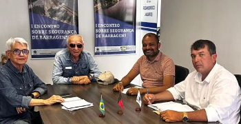 Vereadores Fontinele e Dida Alves  participaram  de reunião para discutir Projeto de interligação das bacias do Açude de Poções em Monteiro e o Açude José Fárias Braga em Sumé