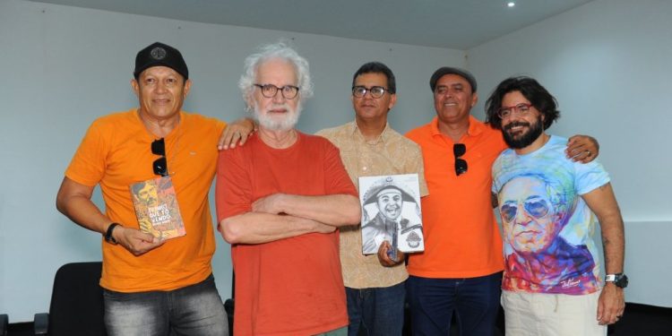 Monteiro celebra a chegada de Renato Teixeira, um baluarte da música brasileira