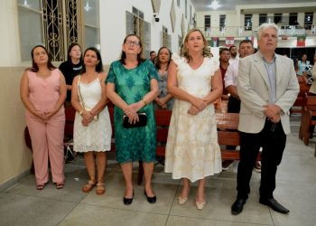Agradecimento e Reflexão: Prefeita Ana Paula e Vice-prefeito Cajó Menezes celebram culto de Ação de Graças