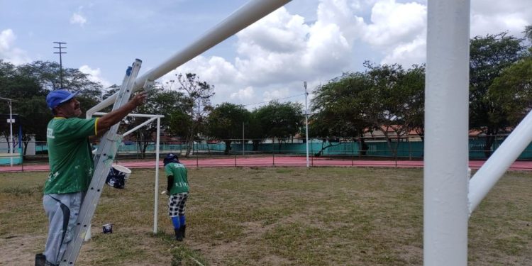 Campo do Complexo Esportivo Plínio Lemos recebe melhorias para a temporada 2025