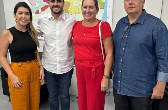 Prefeita Ana Paula, vice-prefeito Cajó Menezes e ex-prefeita Anna Lorena cumprem agenda em João Pessoa Prefeita Ana Paula, vice-prefeito Cajó Menezes e ex-prefeita Anna Lorena cumprem agenda em João Pessoa
