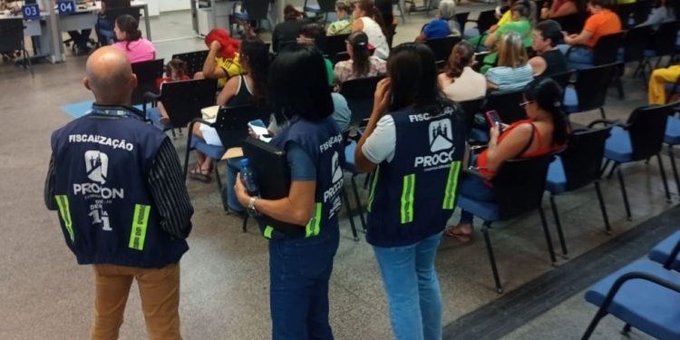 Blitz nos Bancos: Procon de Campina Grande autua quatro agências bancárias durante operação especial de fiscalização