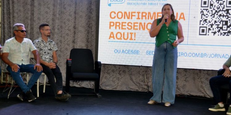 Monteiro Inova e Lança Disciplina de Poesia Popular e Musicalidade na Rede Municipal