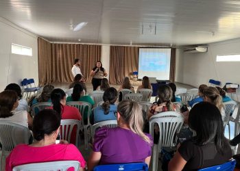 Secretaria de Saúde de Monteiro realiza reunião com diretores da Educação e apresentam o Programa Saúde na Escola