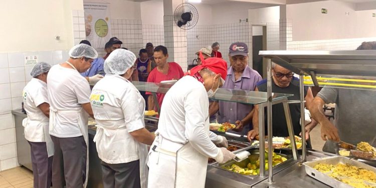 Restaurante Popular da Prefeitura de Campina Grande começa a fornecer refeições mais cedo