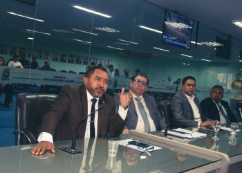 Vereadores destacam atuação do legislativo e debatem poluição do Açude Velho
