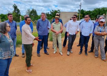 Prefeita Ana Paula, vice Cajó e equipe, participam de visita de técnicos do Ministério da Integração e do Desenvolvimento Regional