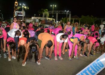 Centenas de praticantes de corridas e caminhadas participam do MOVIMENTA MONTEIRO- MÊS DELAS