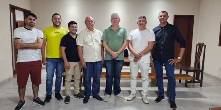 Dr. Romualdo anuncia investimento de R$ 180 mil em São Domingos do Cariri
