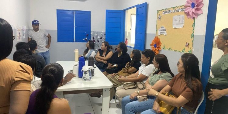Equipes da Secretaria de Saúde de Monteiro realizaram visita técnica à Rede de Saúde Mental em Boqueirão