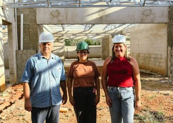 Pé na estrada: Prefeita Ana Paula mantém extensa agenda de visitas à obras e ações de Saúde, Educação, e Infraestrutura