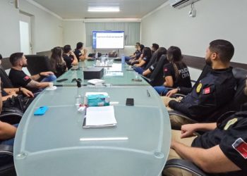 FOCO NA ‘RECUPERA’: Policiais civis participam de treinamento nas investigações que localizam celulares roubados
