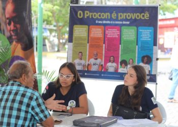 Procon-CG encerra Semana do Consumidor com mutirão de renegociação de dívidas na Praça da Bandeira