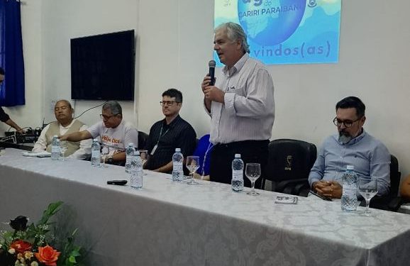 Vice prefeito representa gestão no Seminário das Águas do Cariri promovido pela UEPB