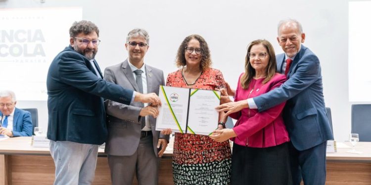 Ministério da Ciência e Governo da Paraíba lançam Programa Mais Ciência na Escola