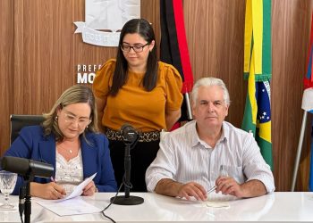 Prefeita Ana Paula e vice Cajó, prestam contas de 100 dias de governo e anunciam quatro novas grandes obras durante coletiva