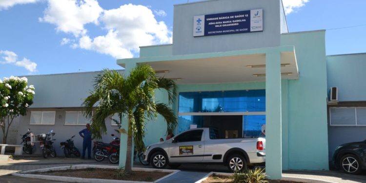 Secretaria de Saúde de Monteiro leva Projeto de Alinhamento com médicos das UBSs aos profissionais da UBS-12