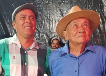 APLAUSOS: Câmara de Monteiro concede Voto de Aplausos ao Secretário Nanido Cavalcante pelo Festival Zabé da Loca