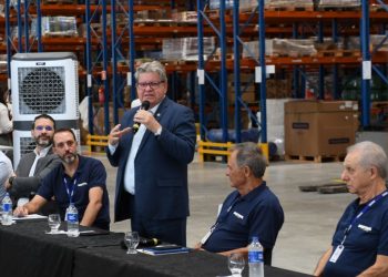 João Azevêdo participa de inauguração do Centro de Distribuição da Bartofil em Campina Grande e destaca capacidade de atração de investimentos da Paraíba