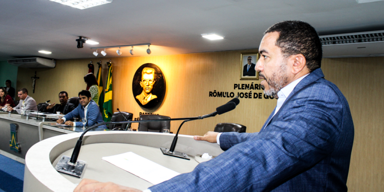 Convocação para audiência pública com o Diretor da Energisa é aprovada Convocação para audiência pública com o Diretor da Energisa é aprovada