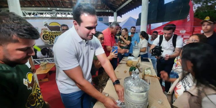 Governador Lucas Ribeiro visita Cariri paraibano nesta quinta para entregar e inspecionar obras e presidir plenária do Orçamento Democrático Governador Lucas Ribeiro visita Cariri paraibano nesta quinta para entregar e inspecionar obras e presidir plenária do Orçamento Democrático