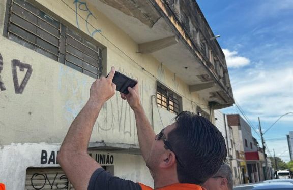 Defesa Civil intensifica fiscalização de marquises de edifícios no Centro de Campina Grande