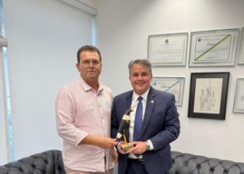 Prefeitura de Sumé garante mais de R$ 7 milhões em investimentos com apoio do senador Efraim Filho