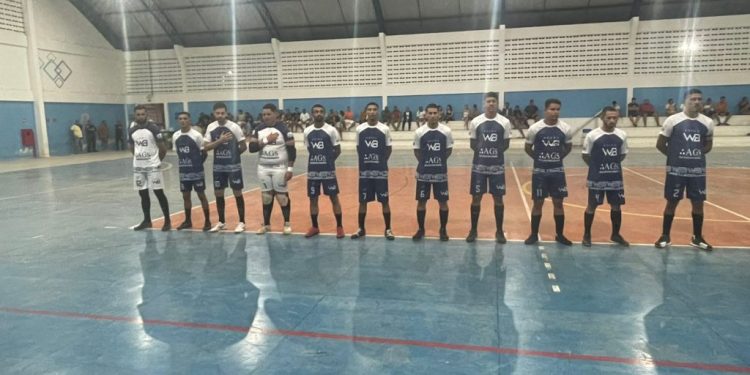 Copa Monteirense de futsal tem dois classificados para as semifinais e duas vagas em disputa na noite desta sexta. Confira Copa Monteirense de futsal tem dois classificados para as semifinais e duas vagas em disputa na noite desta sexta. Confira