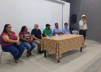 Equipe da Secretaria de Agricultura participa de seminário regional sobre garantia safra em Ouro Velho