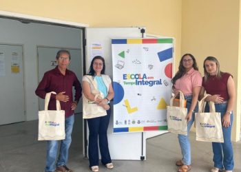 Equipe da Secretaria de Educação participa de capacitação sobre Escola em Tempo Integral